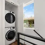 Super Stunning Back House W Terrace In East Chavez