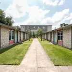 Pets Welcome Great Space Backyard Near Zilker