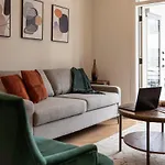 Eqr Weaver Austin