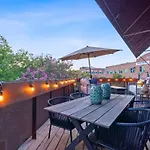 2Br Designer Condo On Trendy East 11Th St, Downtown Austin