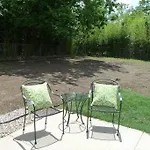 3Br Pet Friendly Home With Big Yard