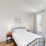 Austin Modern Getaway
