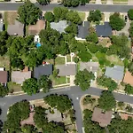 Austin Oasis Zilker, Downtown, Pool, 3 Bedroom