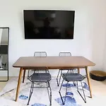 Walk To Downtown Ut Sports Famous Dining And Abundant Nightlife From This Luxury Condo W 3 Restaurants In The Complex