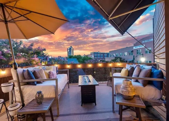 2Br Designer Condo On Trendy East 11Th St, Downtown Austin