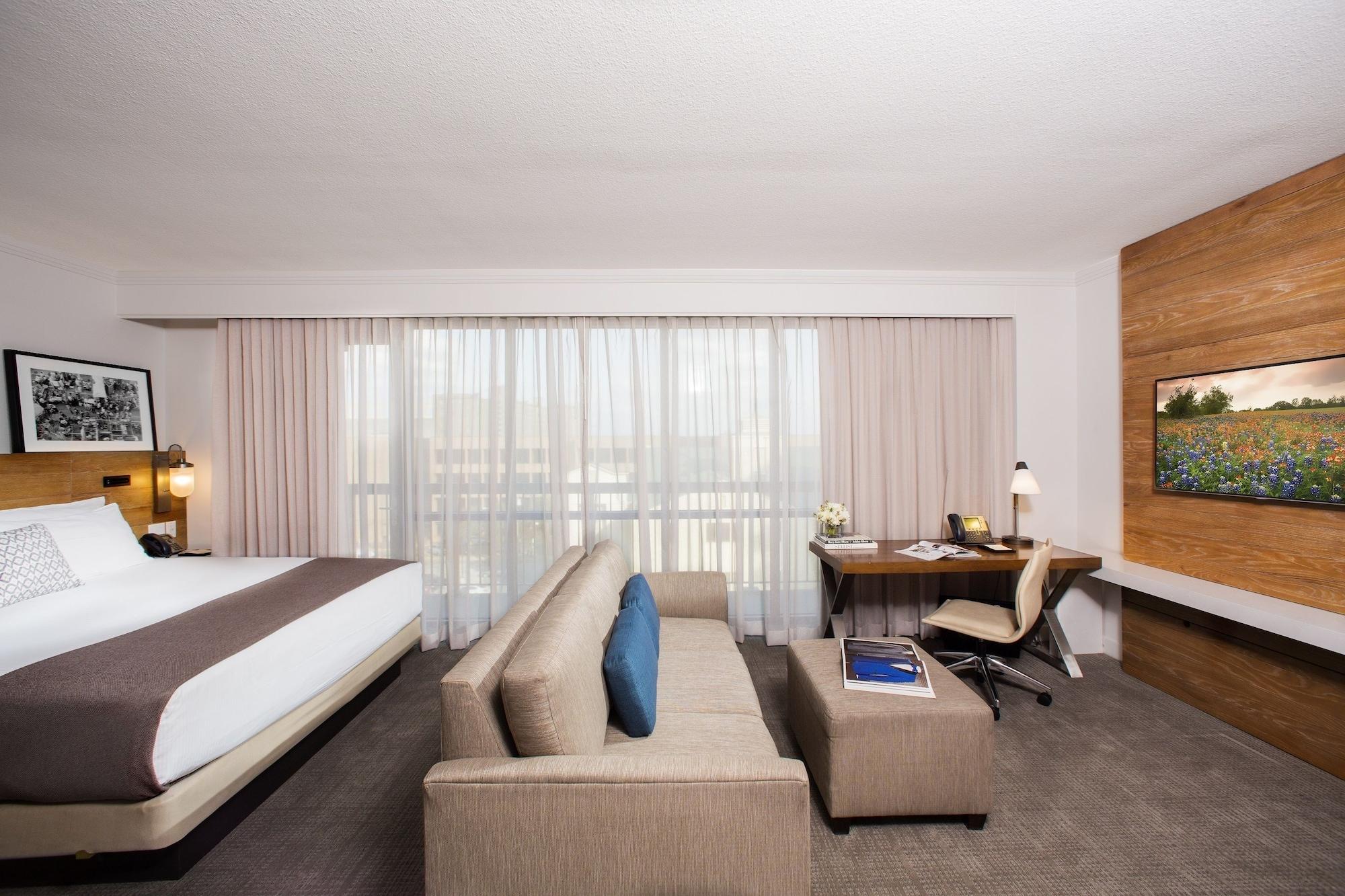 At&t & Conference Center Hotel