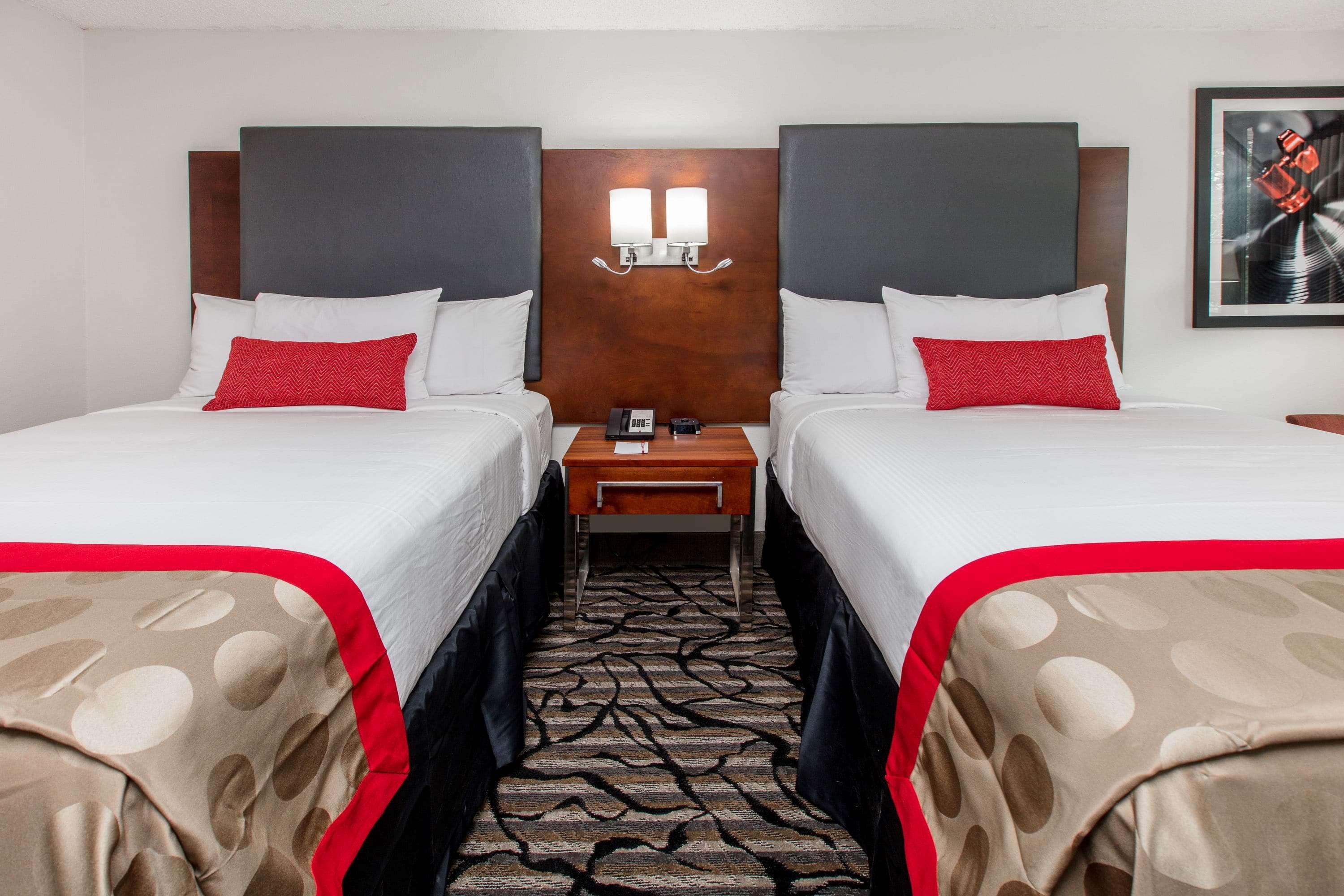 Hotel Ramada By Wyndham South 4*