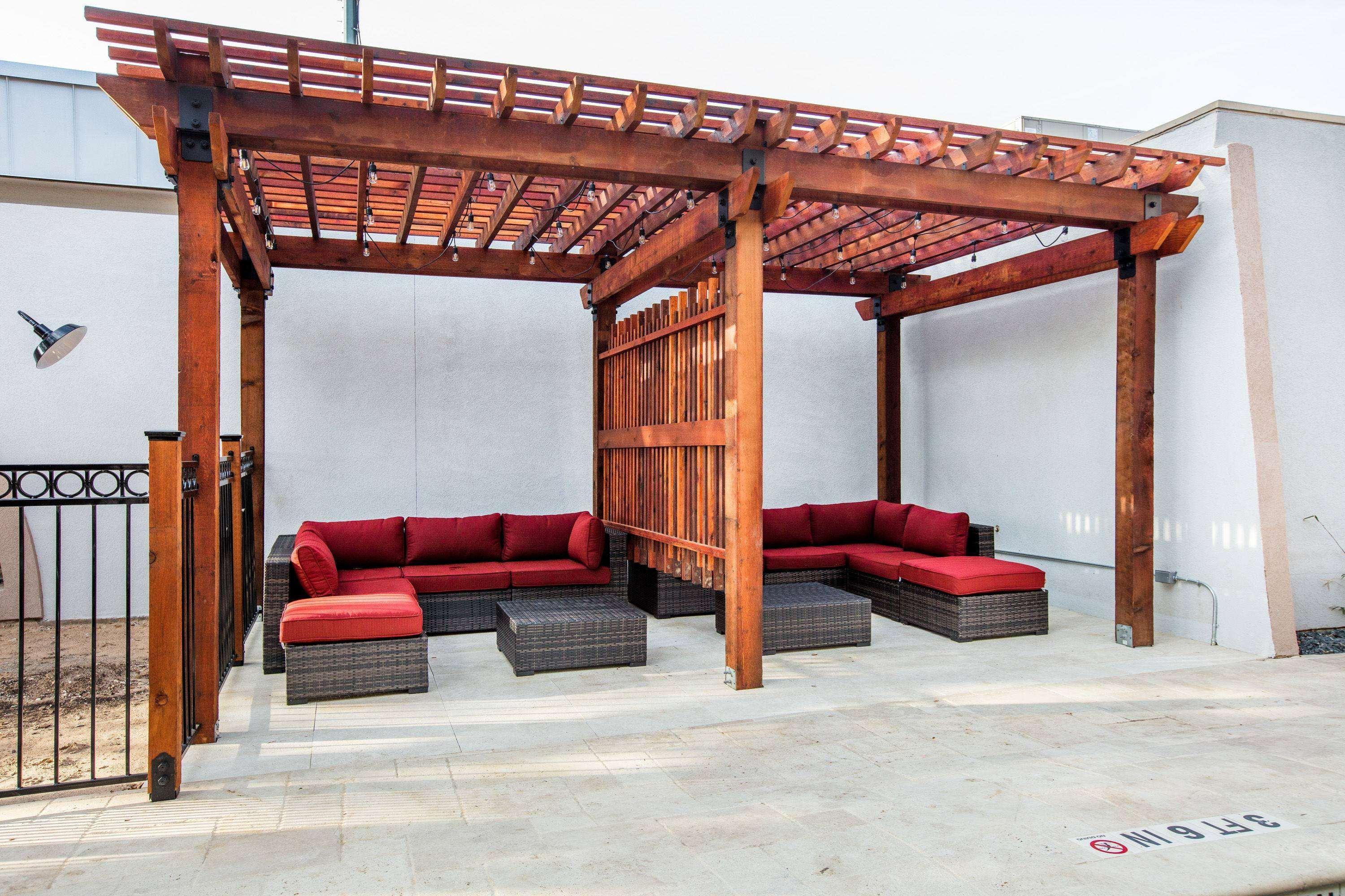 Ramada By Wyndham South Austin