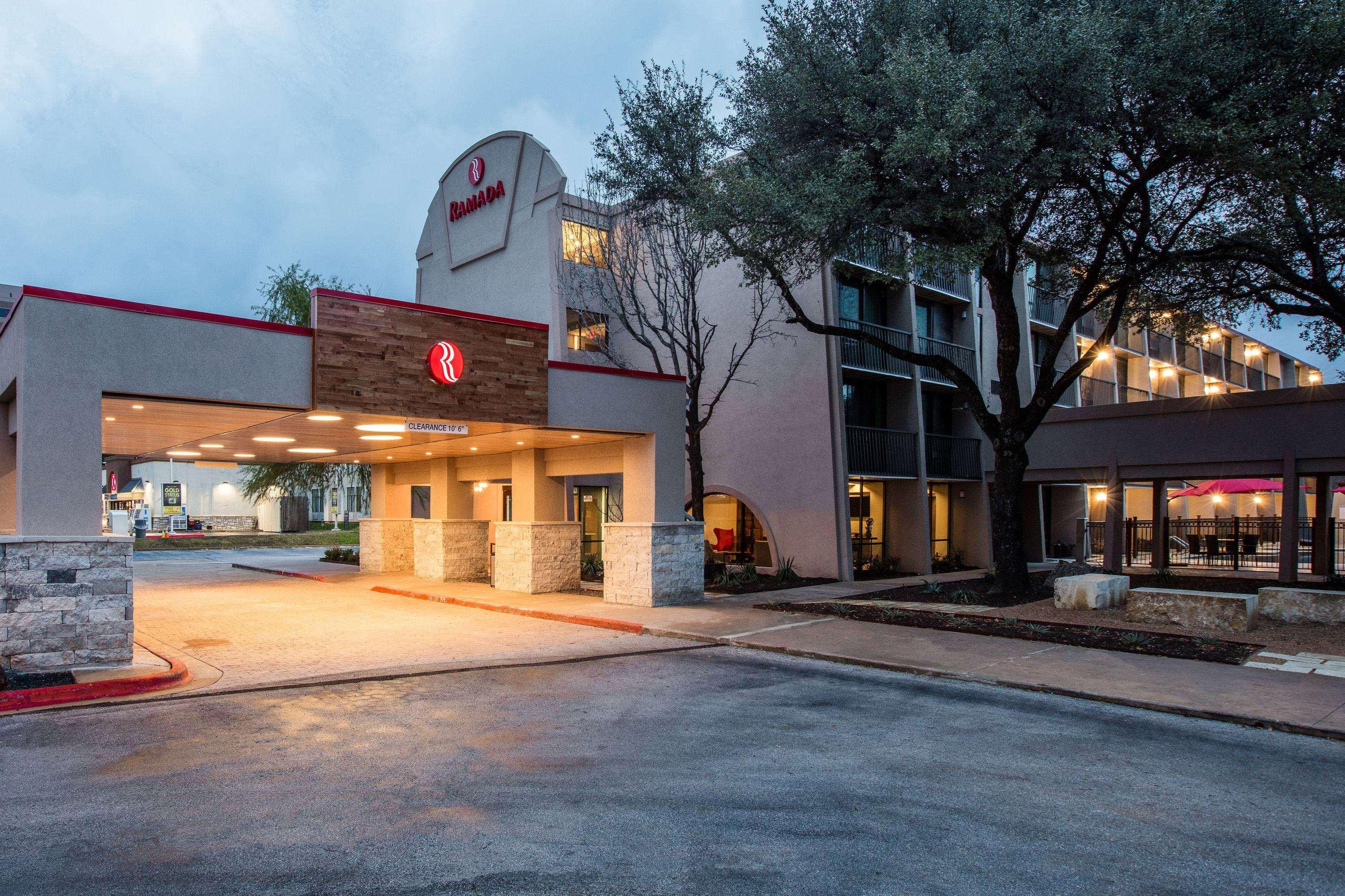 Ramada By Wyndham South