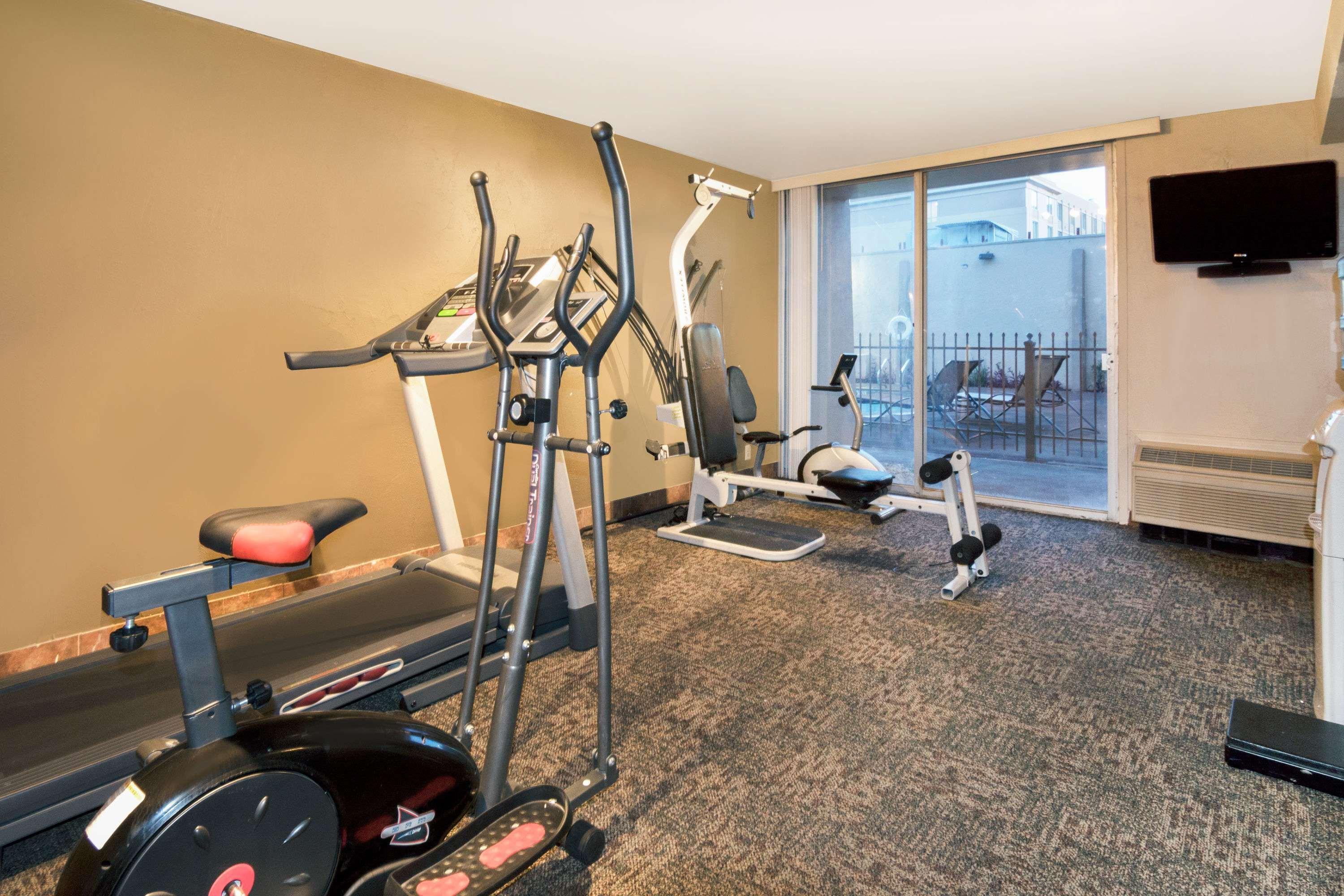 Ramada By Wyndham South 4* Austin