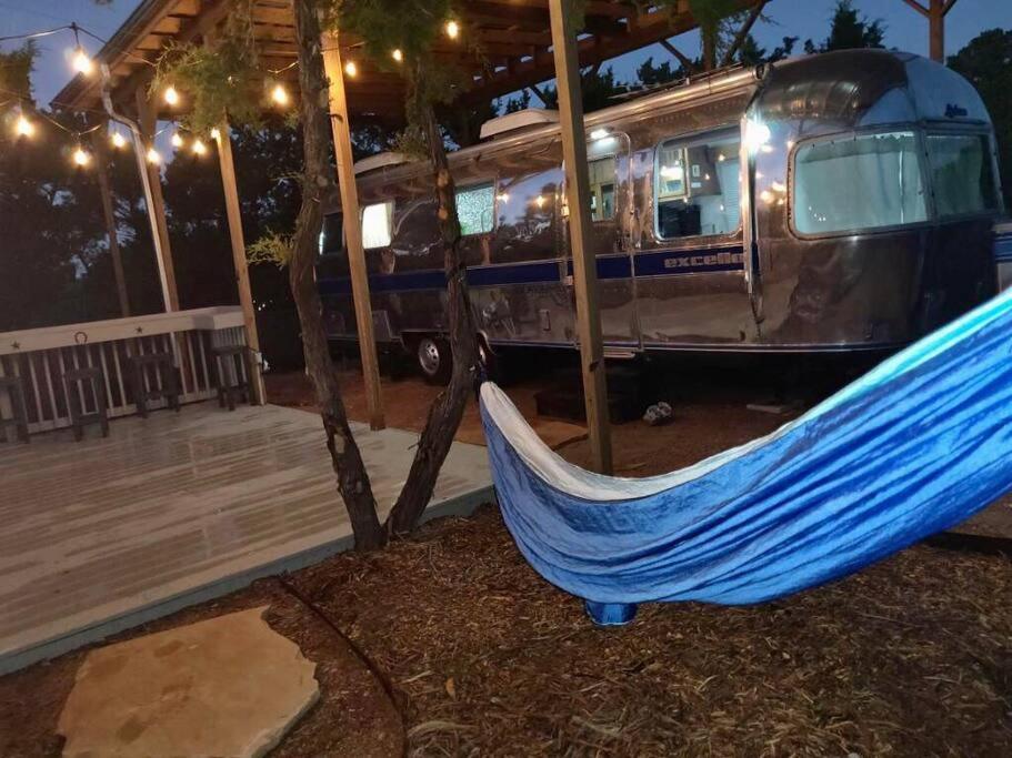 Holiday home The Steel Magnolia Airstream - At Rim Rock *