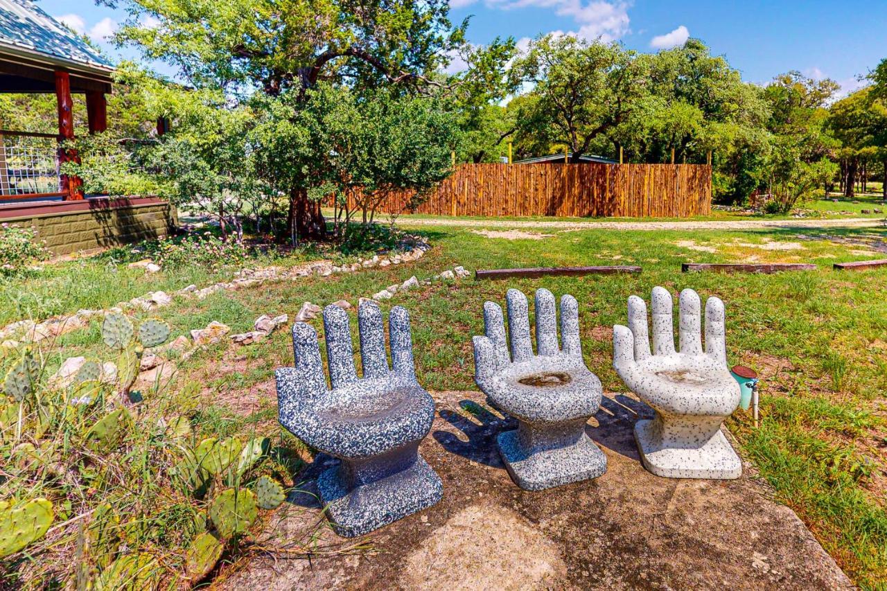 Cabin-style Book House & Writing Barn Holiday home Austin