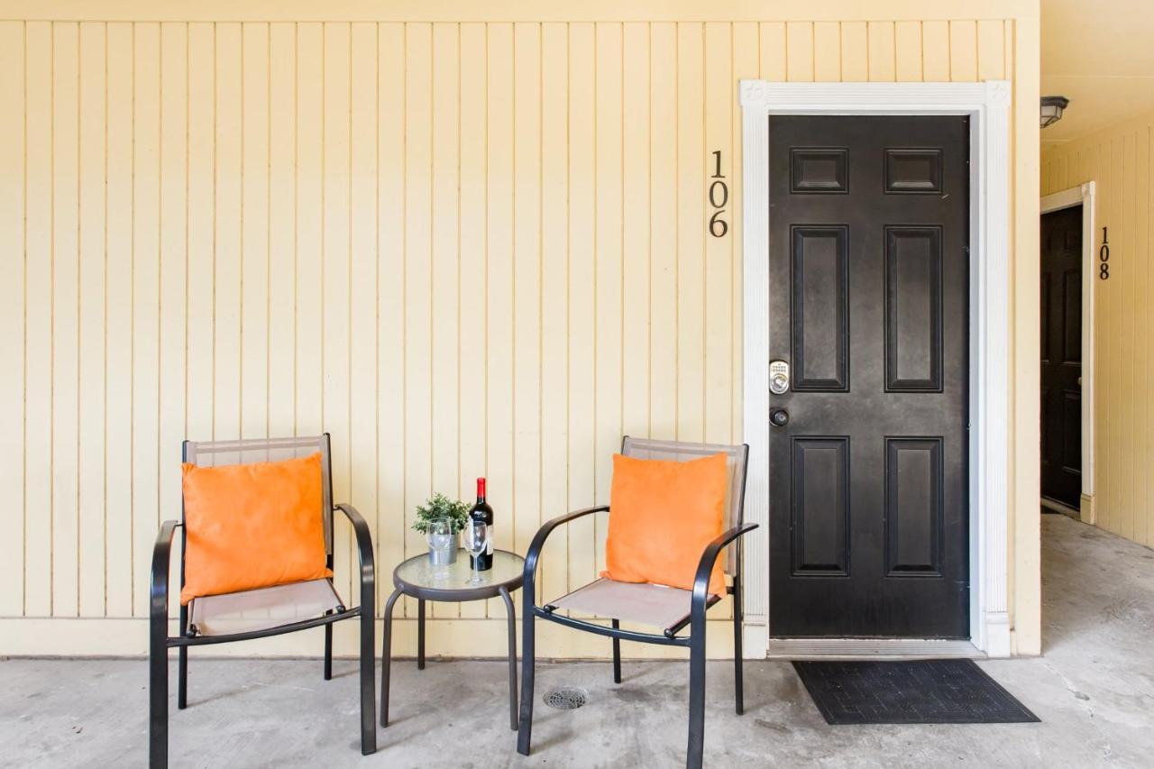 Apartment 1700 Nueces Street