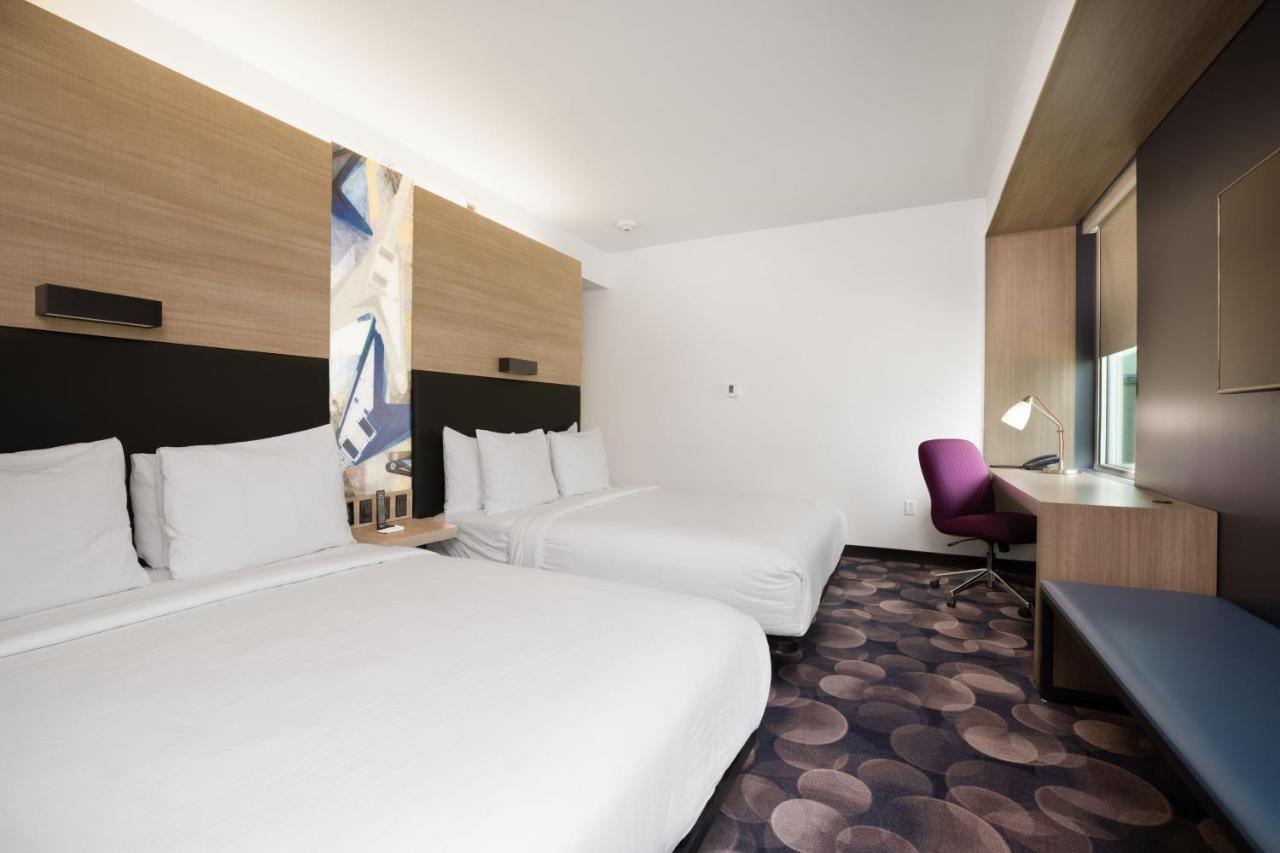 Aloft Airport Hotel