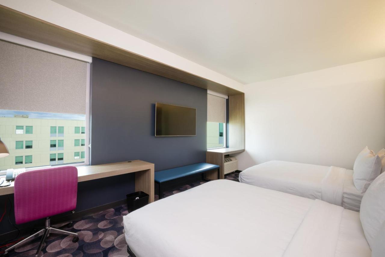 Aloft Airport Austin