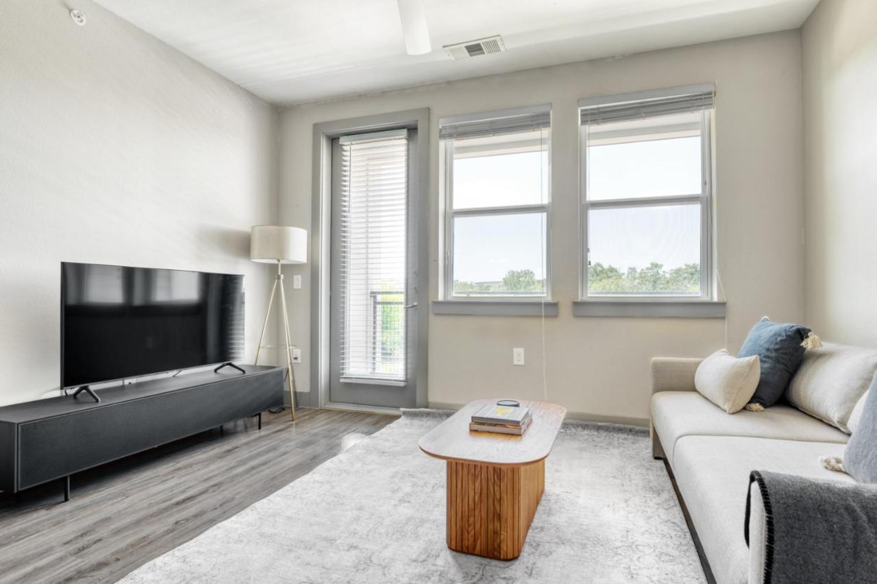 Riverside 2br W Pool Gym Wd Nr Airport Atx-79 Apartment *