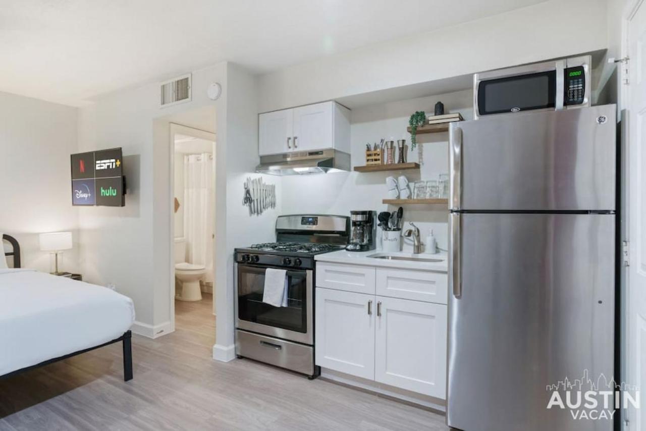 Cozy Newly Renovated King Sofa Bed And Smart Tv Apartment *