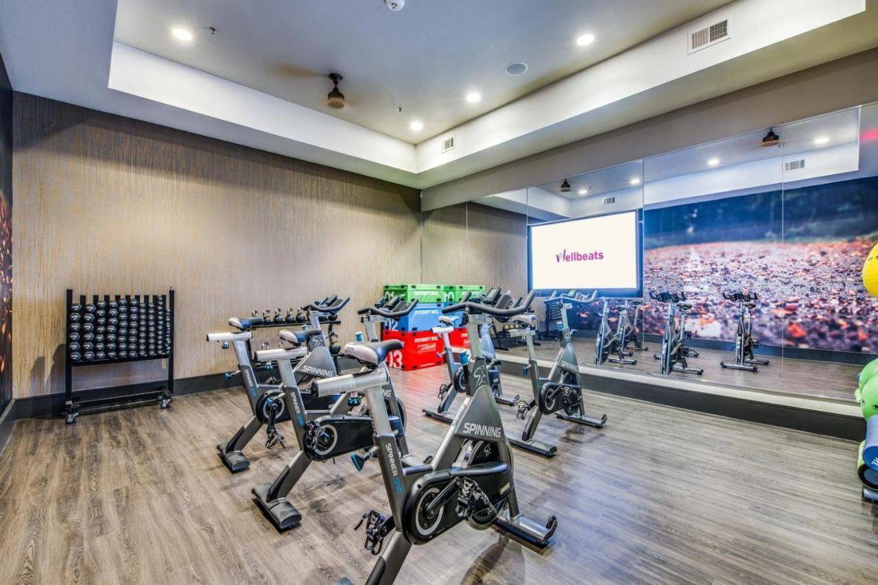 Riverside 2br W Pool Gym Wd Nr Airport Atx-79 * Austin