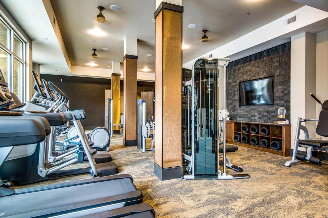 Apartment Riverside 2br W Pool Gym Wd Nr Airport Atx-79 Austin