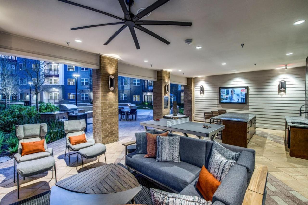 Apartment Riverside 2br W Pool Gym Wd Nr Airport Atx-79 *