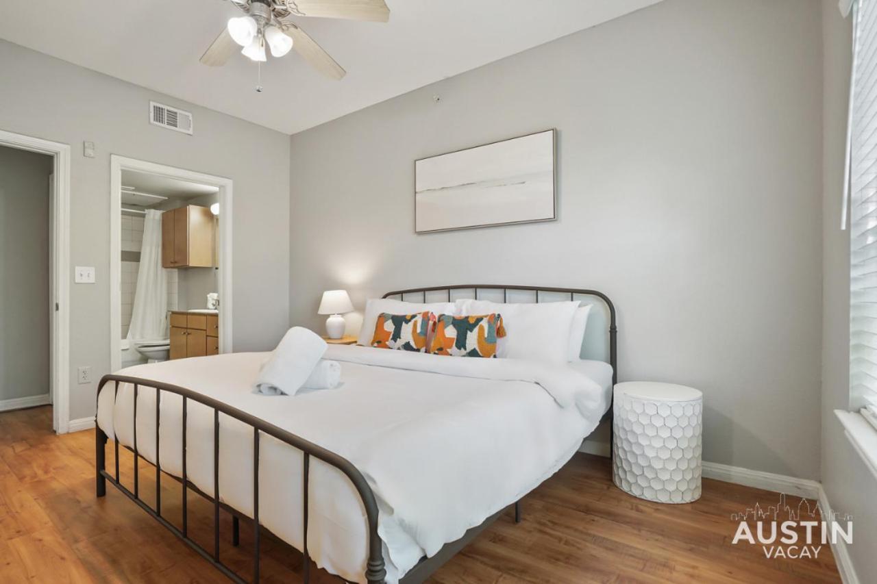 Extremely Comfortable King Beds In Super Cute Austin