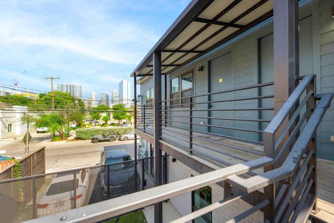 Modern With Parking - A Austin