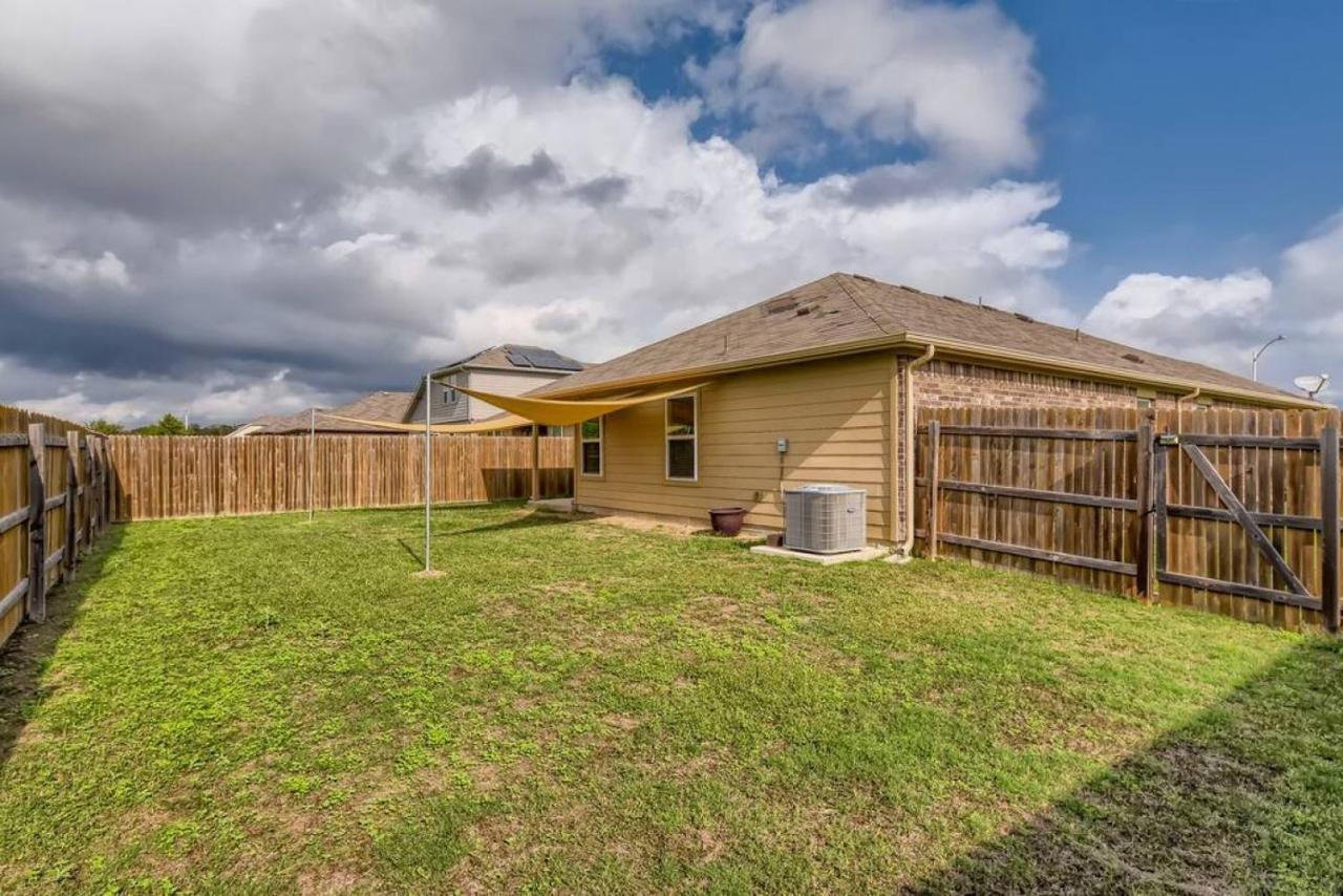Serene 3br Retreat Near East *