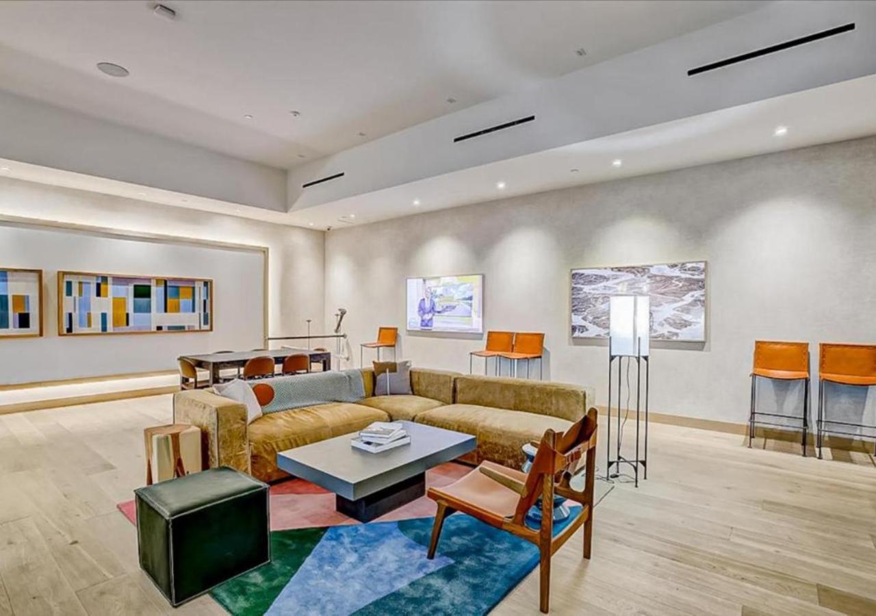 Modern Spacious Downtown - Pool - Kitchen Austin