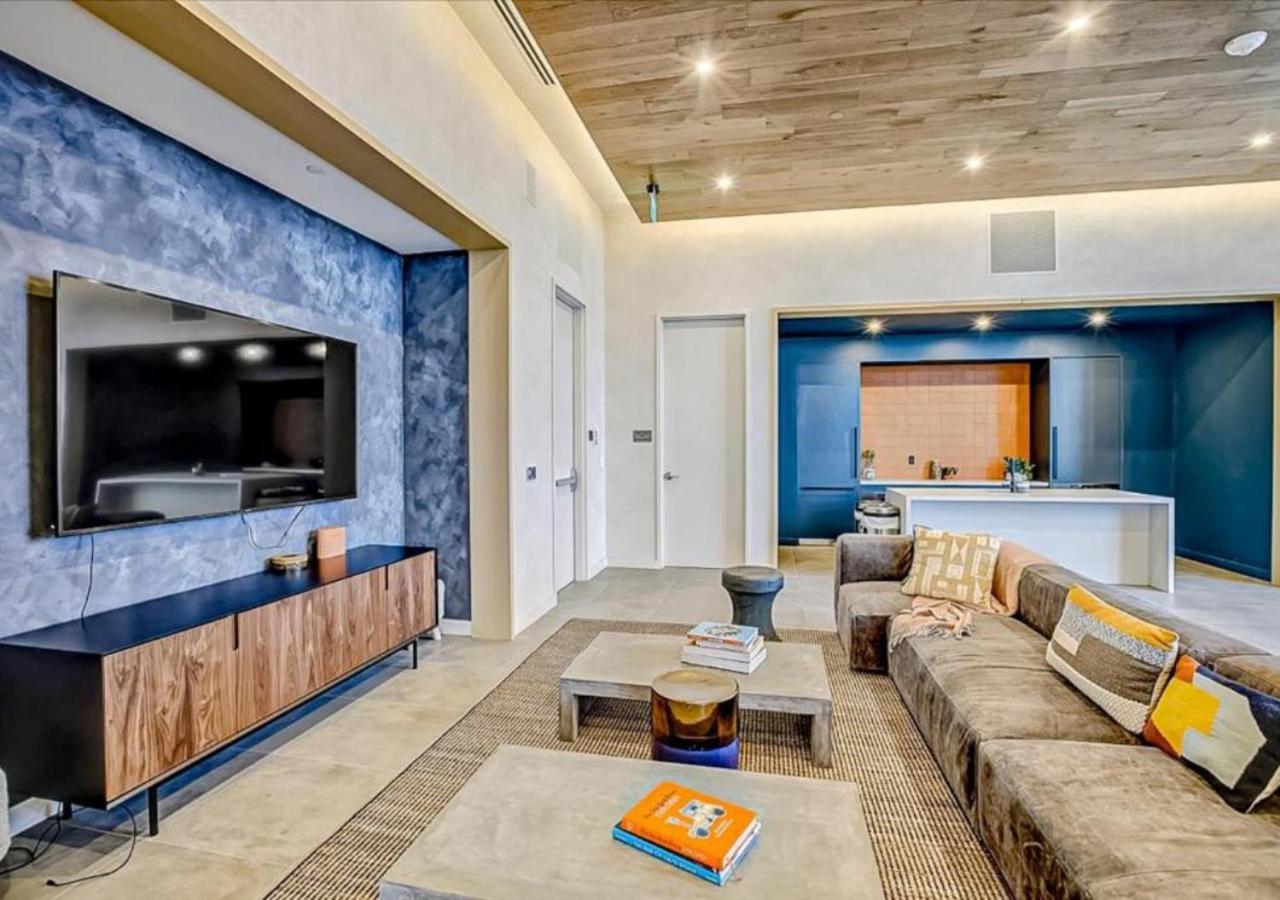Holiday home Modern Spacious Downtown - Pool - Kitchen *