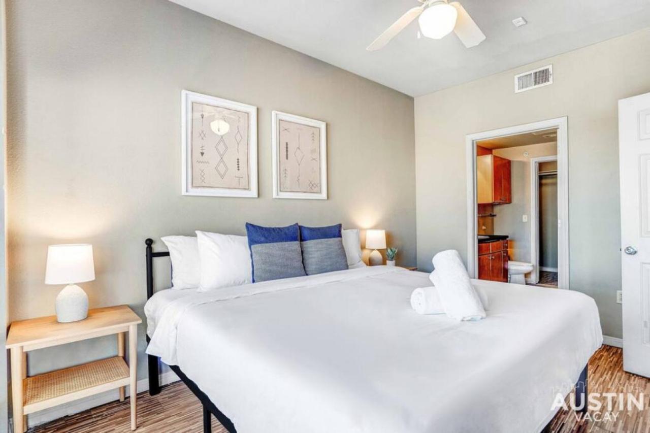 Apartment West Campus Oasis 2 Apts Accommodating 14 Guests *