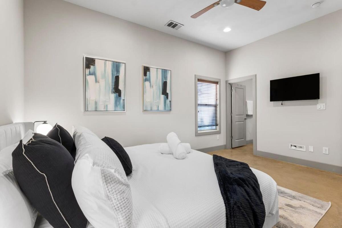 Chic & Homey 3-br Close To Downtown Heart Of 704 * Austin