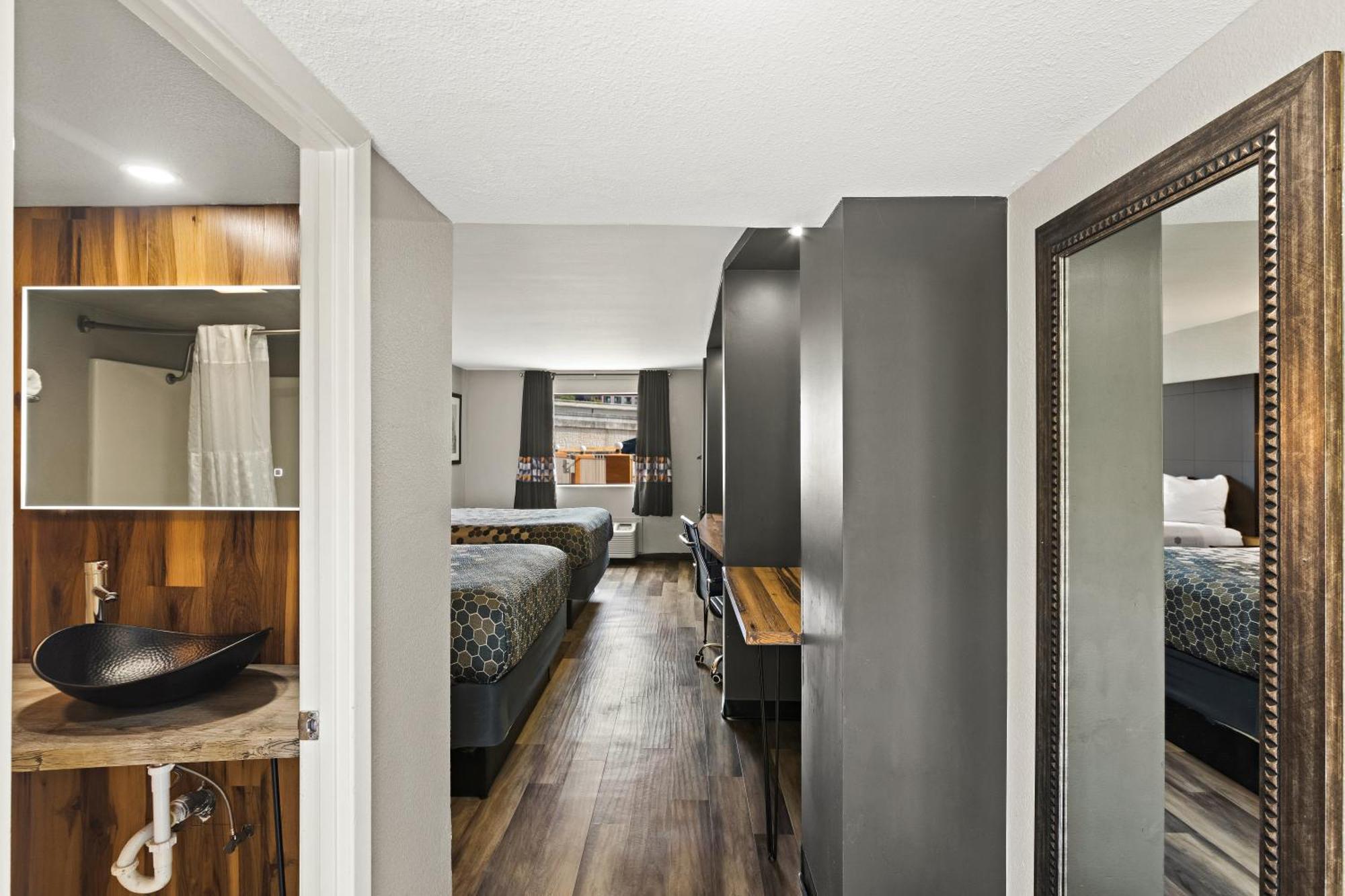 Hotel Scottish Downtown 2*