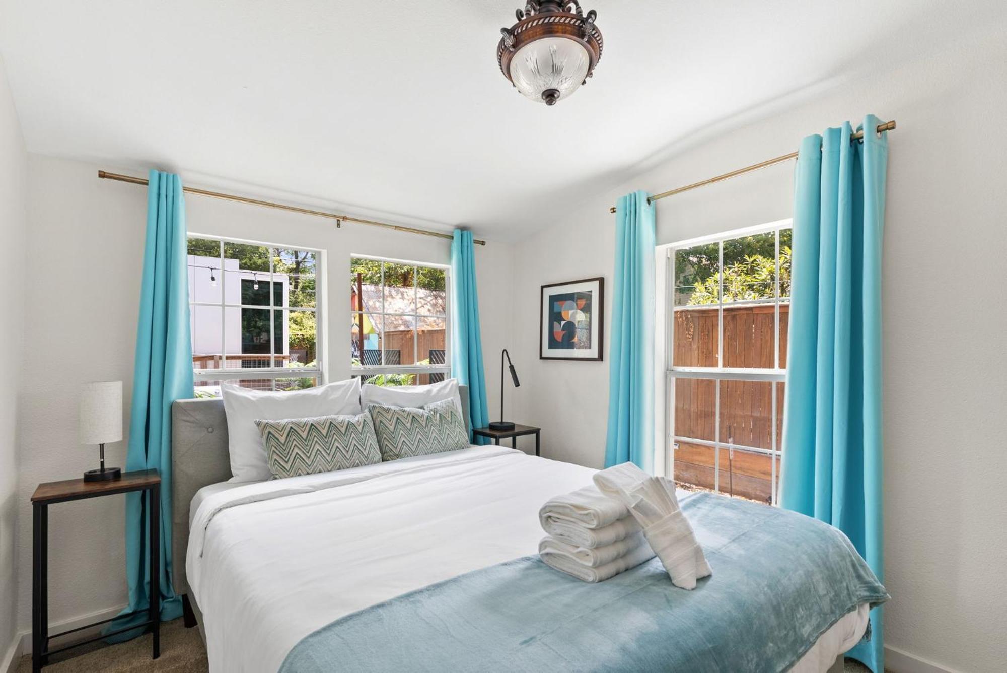 Bachelorette/bachelor Getaway! 6br House W/ Pool Holiday home