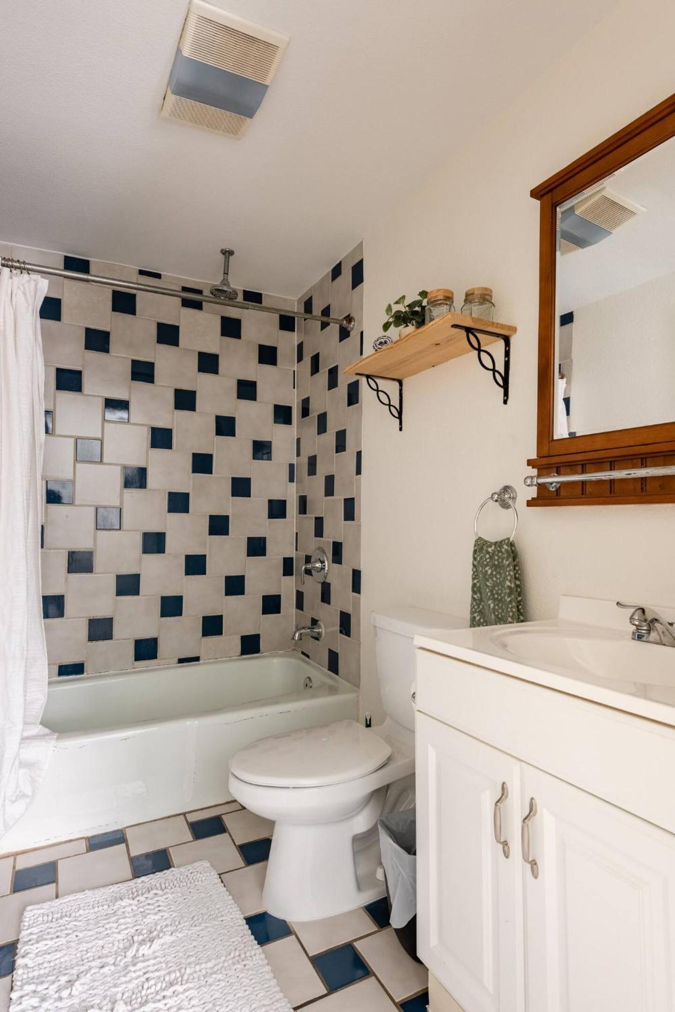 Bachelorette/bachelor Getaway! 6br House W/ Pool Austin