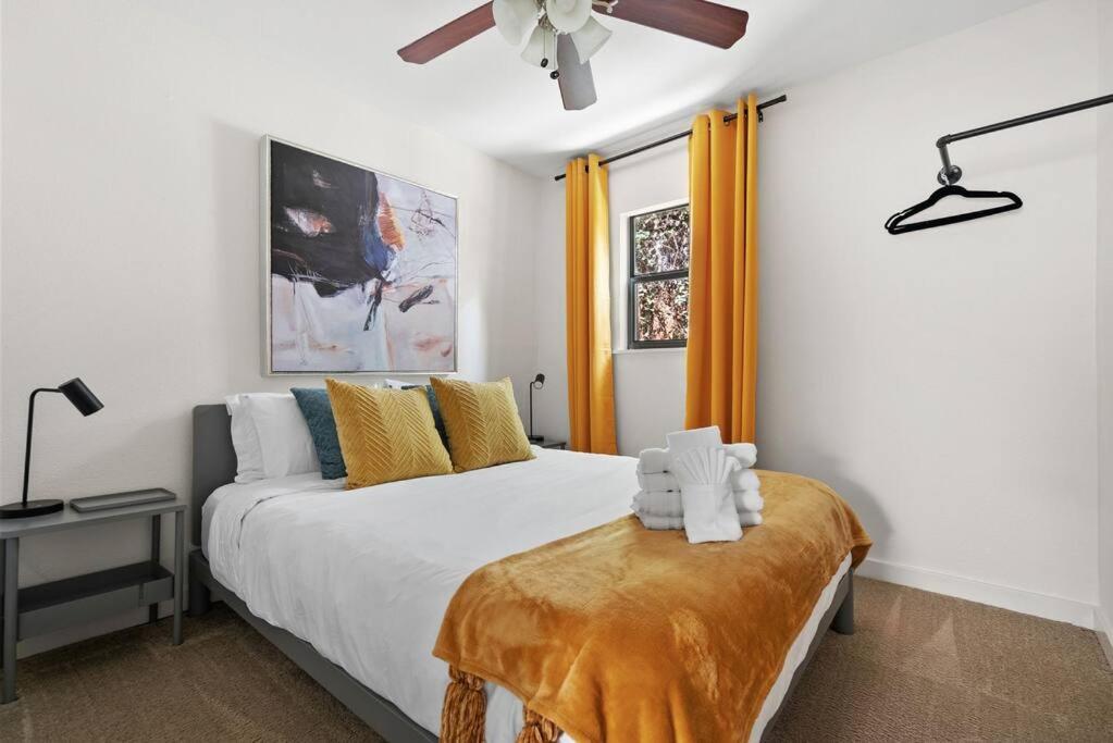 Holiday home Bachelorette/bachelor Getaway! 6br House W/ Pool *