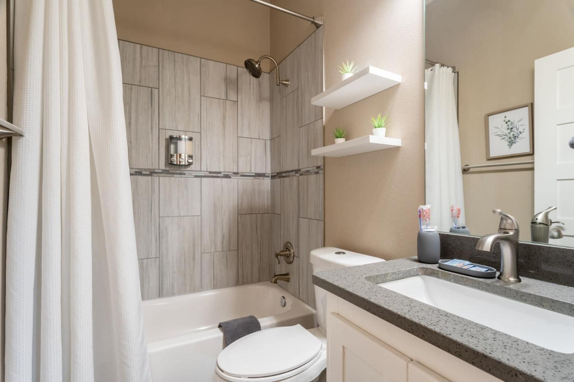 Upstay - New Modern With Private Pool