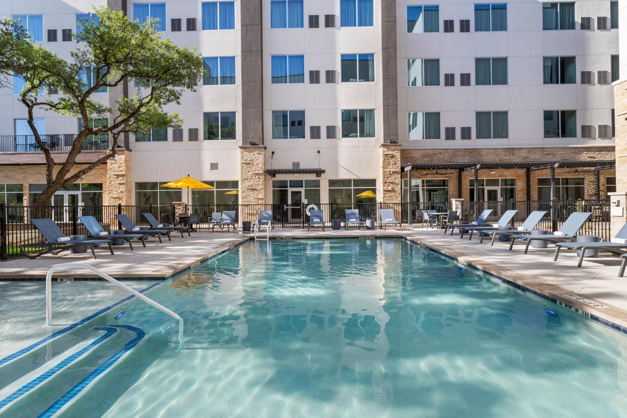 Even Uptown Near The Domain By Ihg 4* Austin