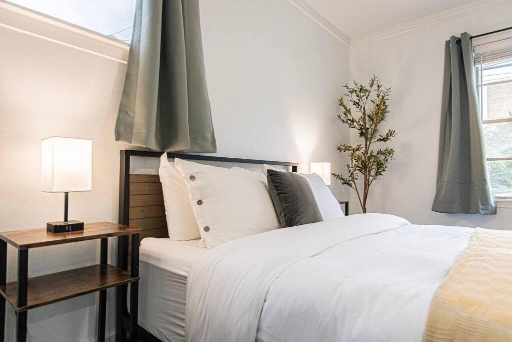 Apartment Downtown Retreat