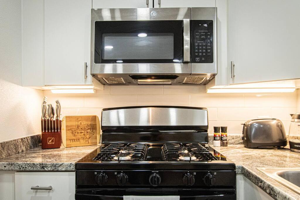 Downtown Retreat Apartment Austin