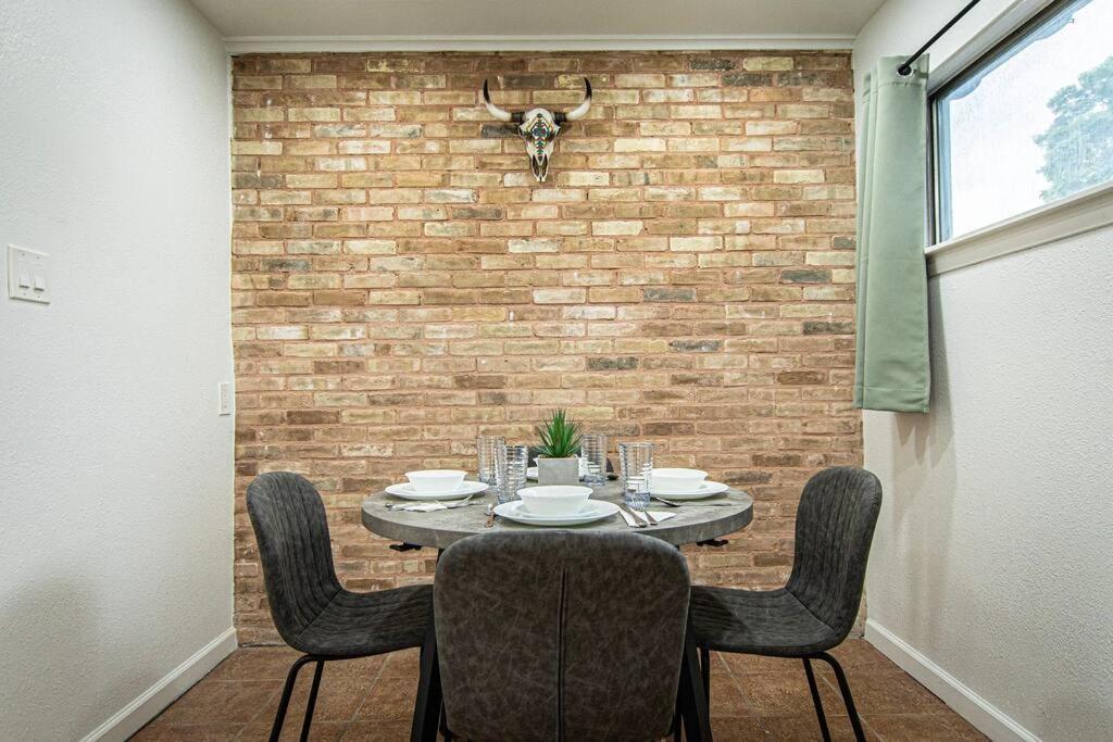 Downtown Retreat Apartment
