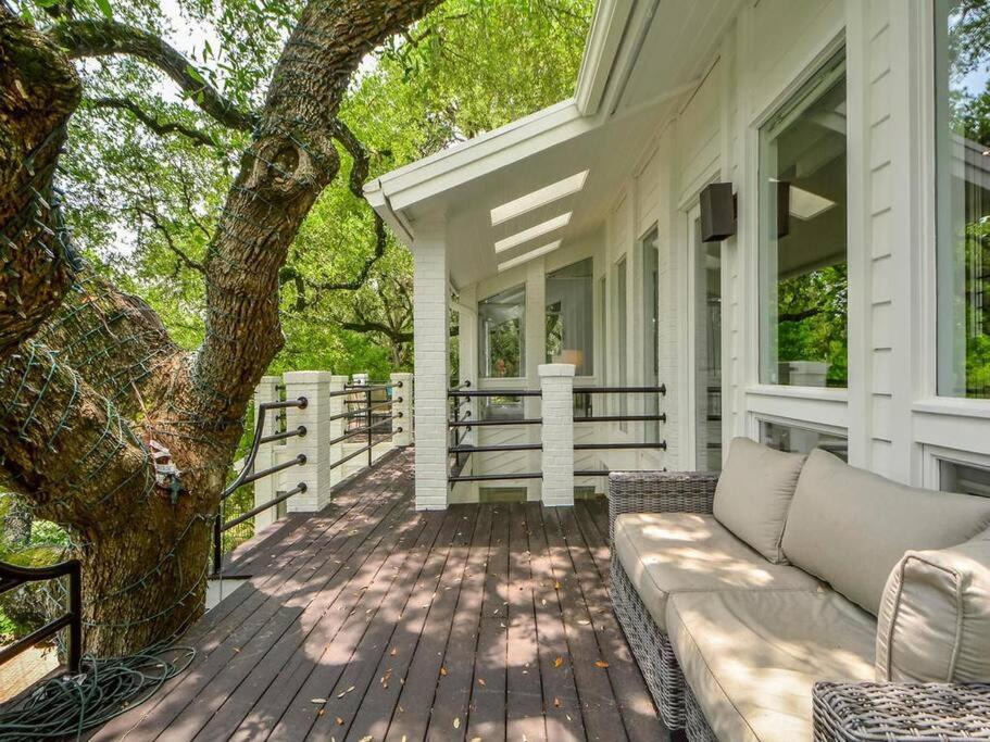 Villa Contemporary Estate Near Downtown *
