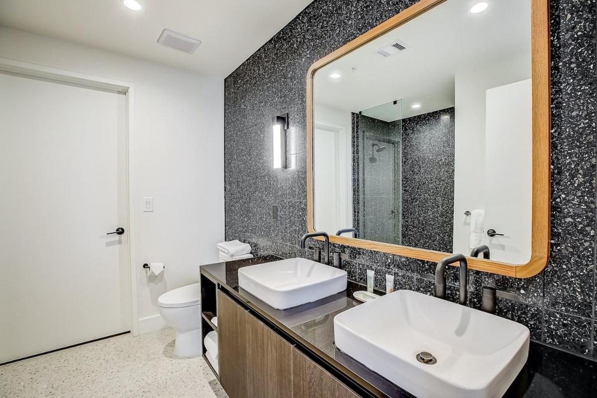 Luxury On Rainey St Austin