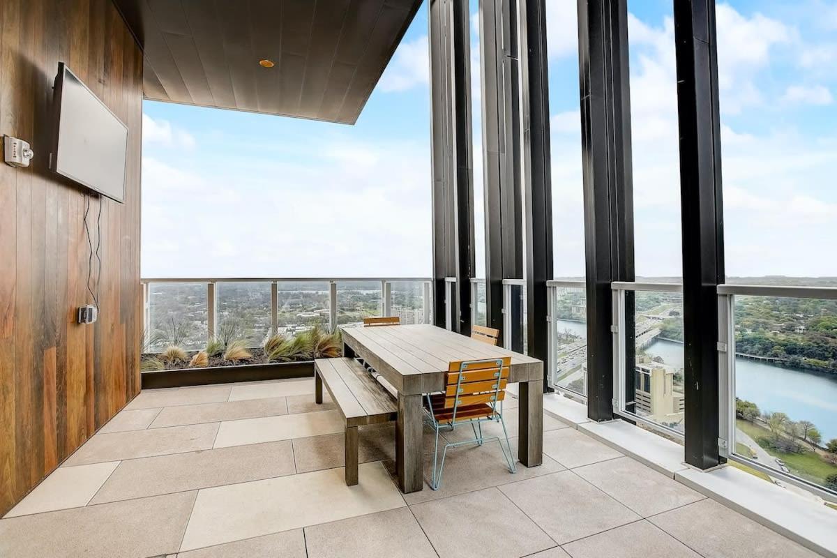 Luxury On Rainey St * Austin