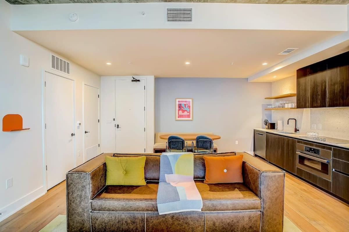 Luxury On Rainey St Austin