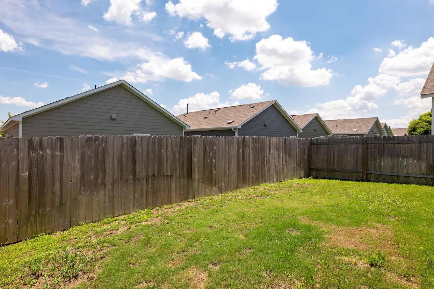 Holiday home Contemporary Near Downtown & Airport Austin