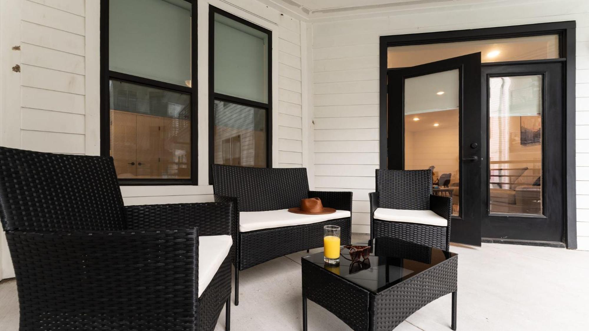 Eqr Weaver Apartment Austin