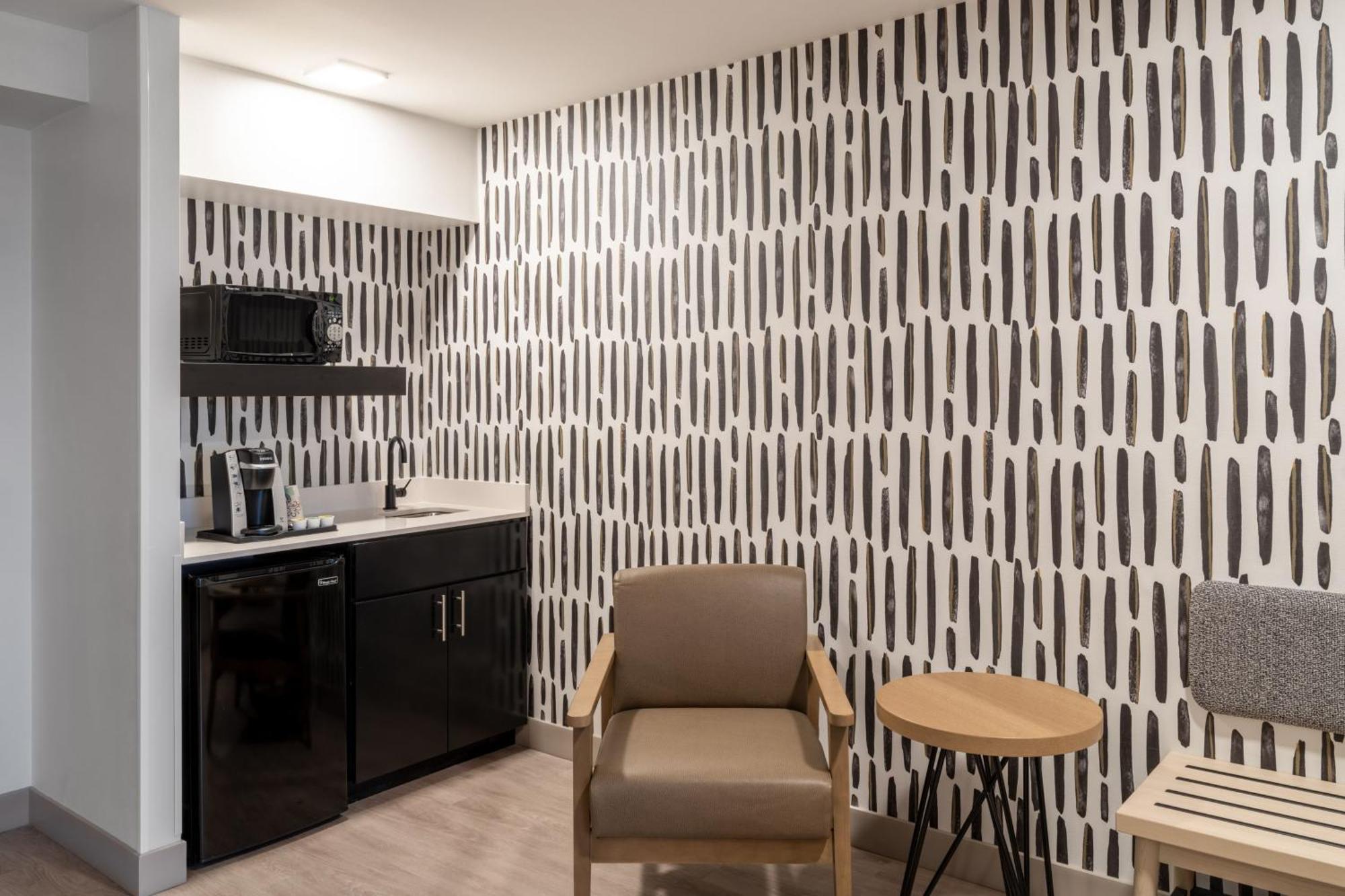Atwell Airport By Ihg Austin