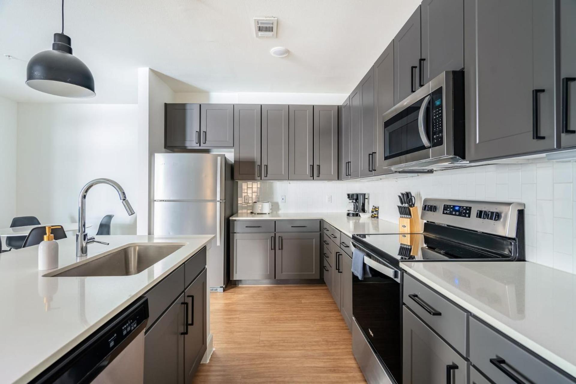 Eqr Weaver Apartment Austin