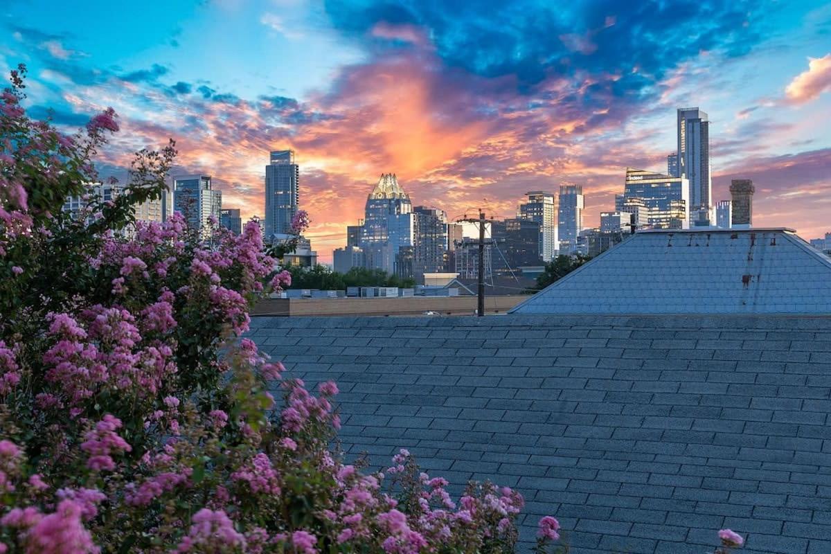 2br Designer On Trendy East 11th St, Downtown * Austin