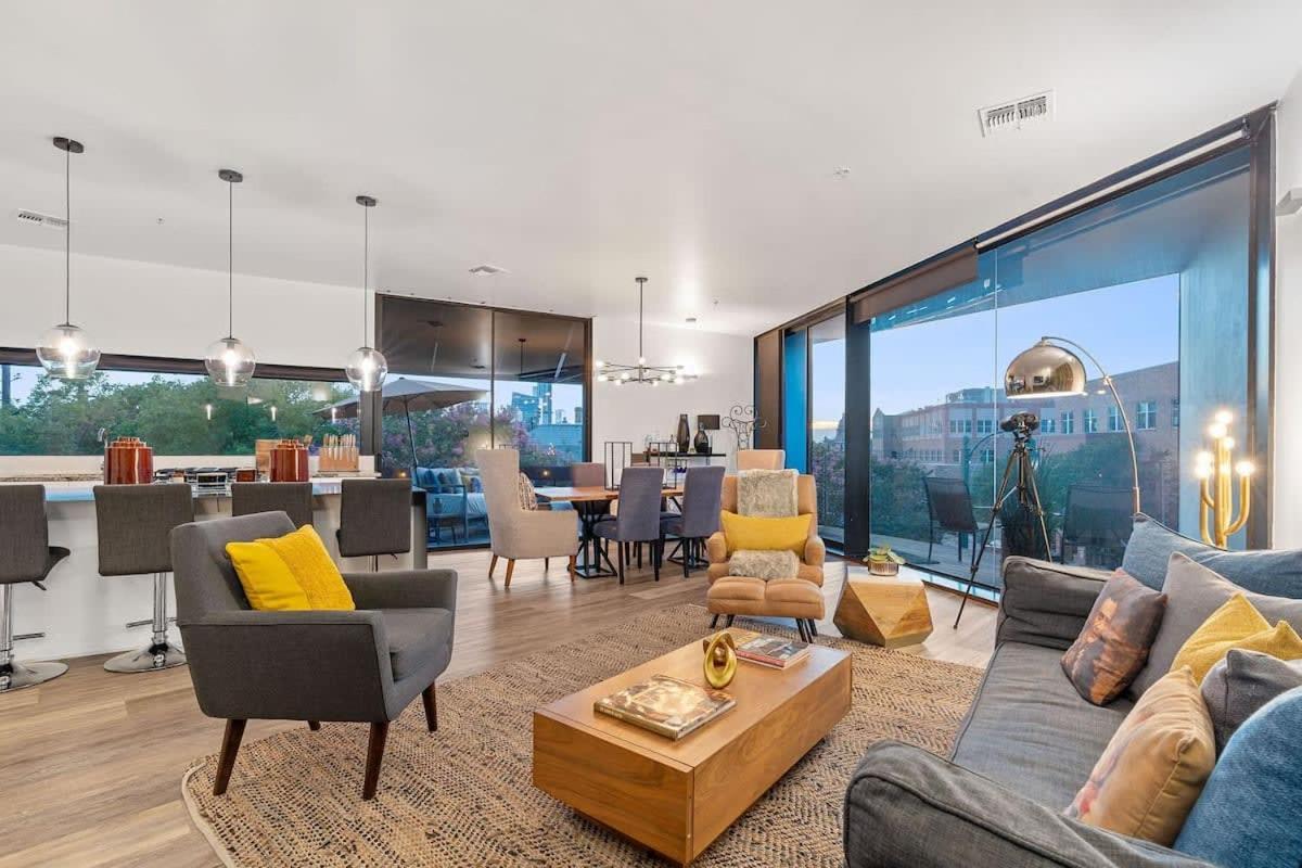2br Designer On Trendy East 11th St, Downtown Holiday home Austin